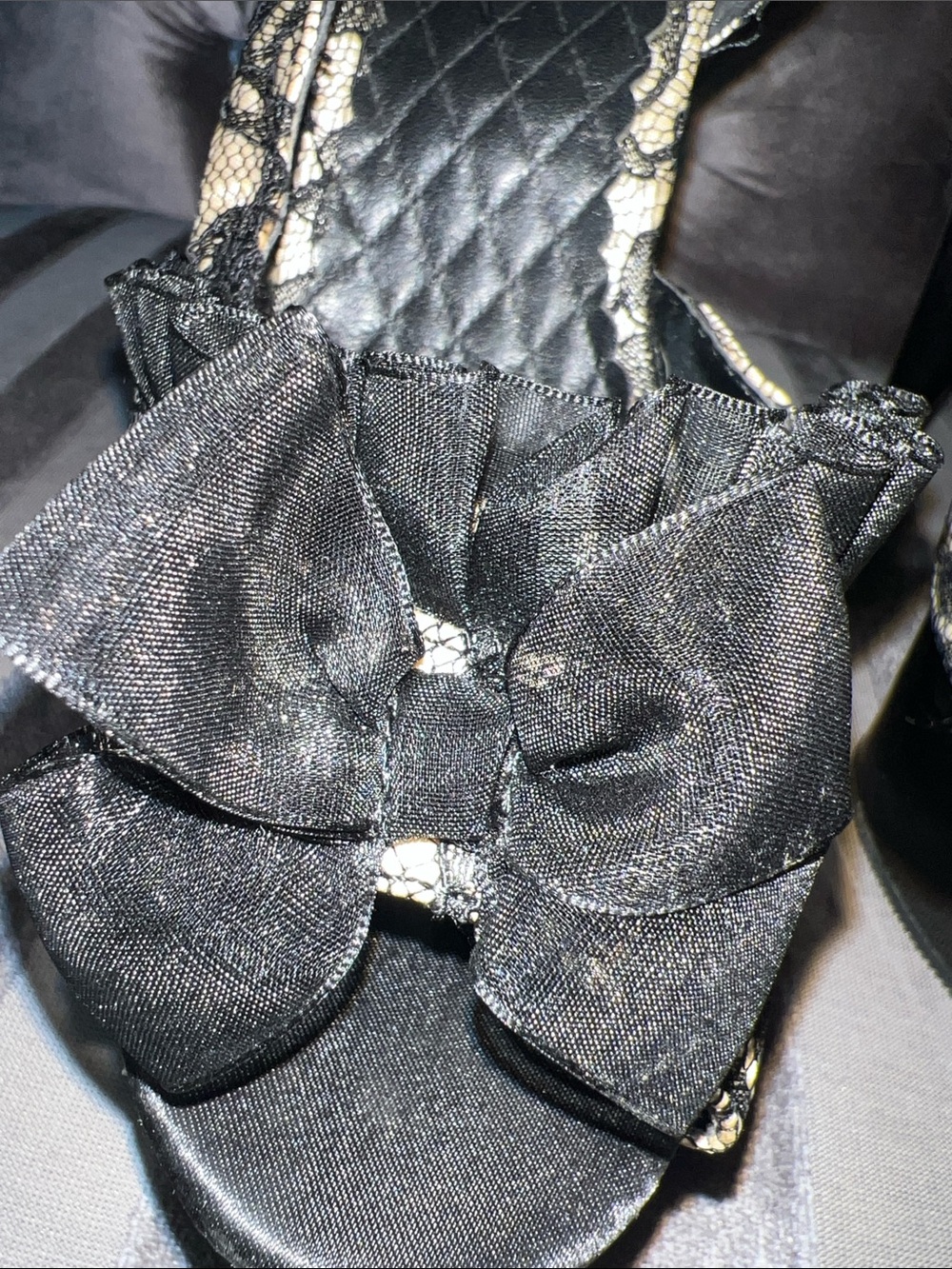 👠 VINTAGE Pleaser Lovers Lane Lace Bow Platform Heels sz 11 🖤 - Picture 9 of 9